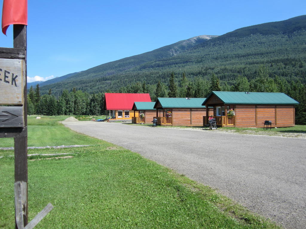 Beaver Creek Lodge And Cabins McBride Dış mekan fotoğraf